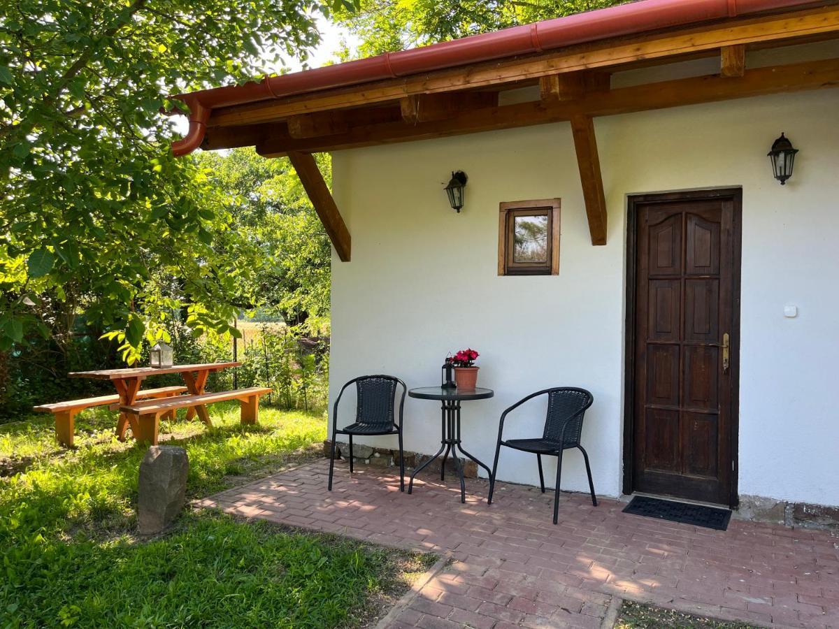 Buzavirag Apartman Szentbekkalla Bagian luar foto